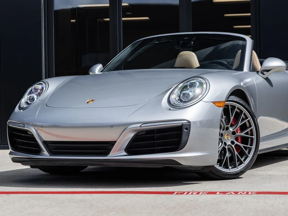2017 Porsche 991 Carrera 4S - Image 7 of 31