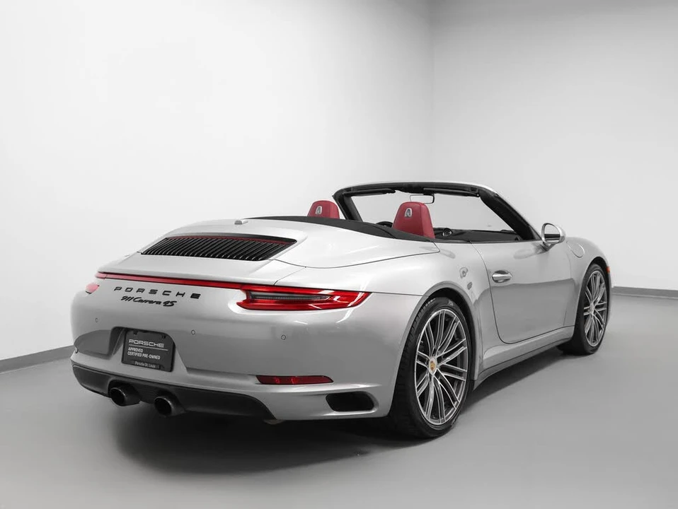 2017 Porsche 991 Carrera 4S - Image 14 of 31