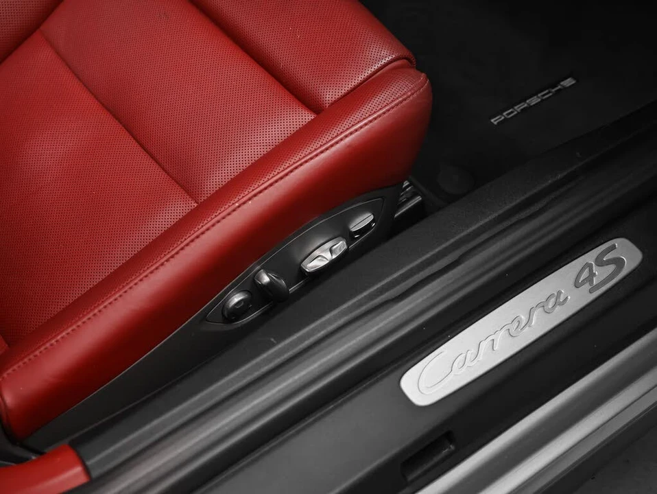 2017 Porsche 991 Carrera 4S - Image 25 of 31
