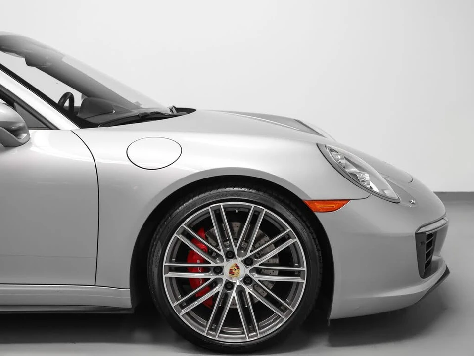 2017 Porsche 991 Carrera 4S - Image 17 of 31