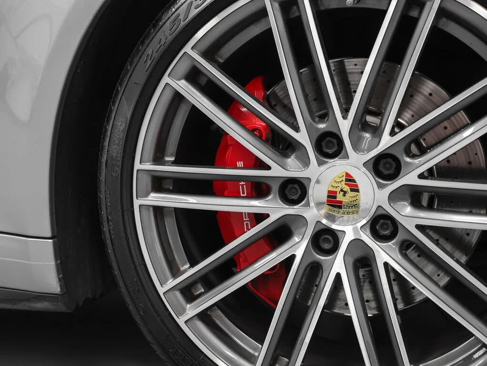 2017 Porsche 991 Carrera 4S - Image 19 of 31