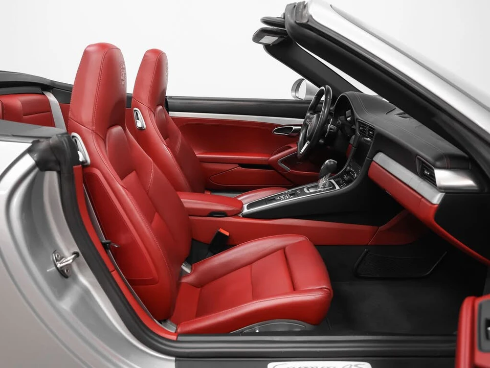 2017 Porsche 991 Carrera 4S - Image 29 of 31