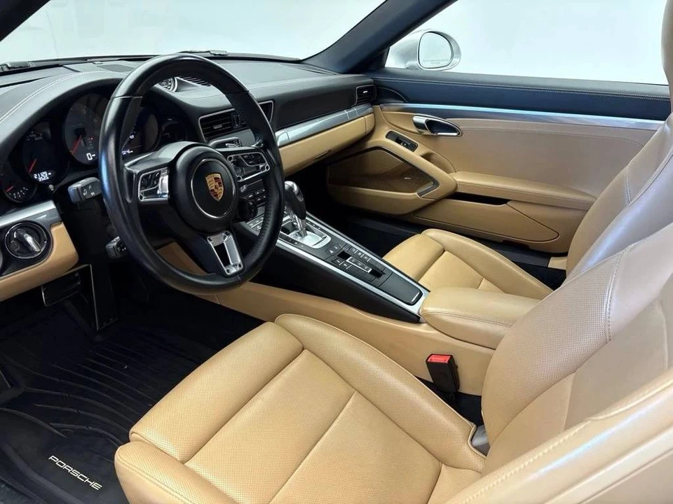 2017 Porsche 991 Carrera 4S - Image 5 of 5