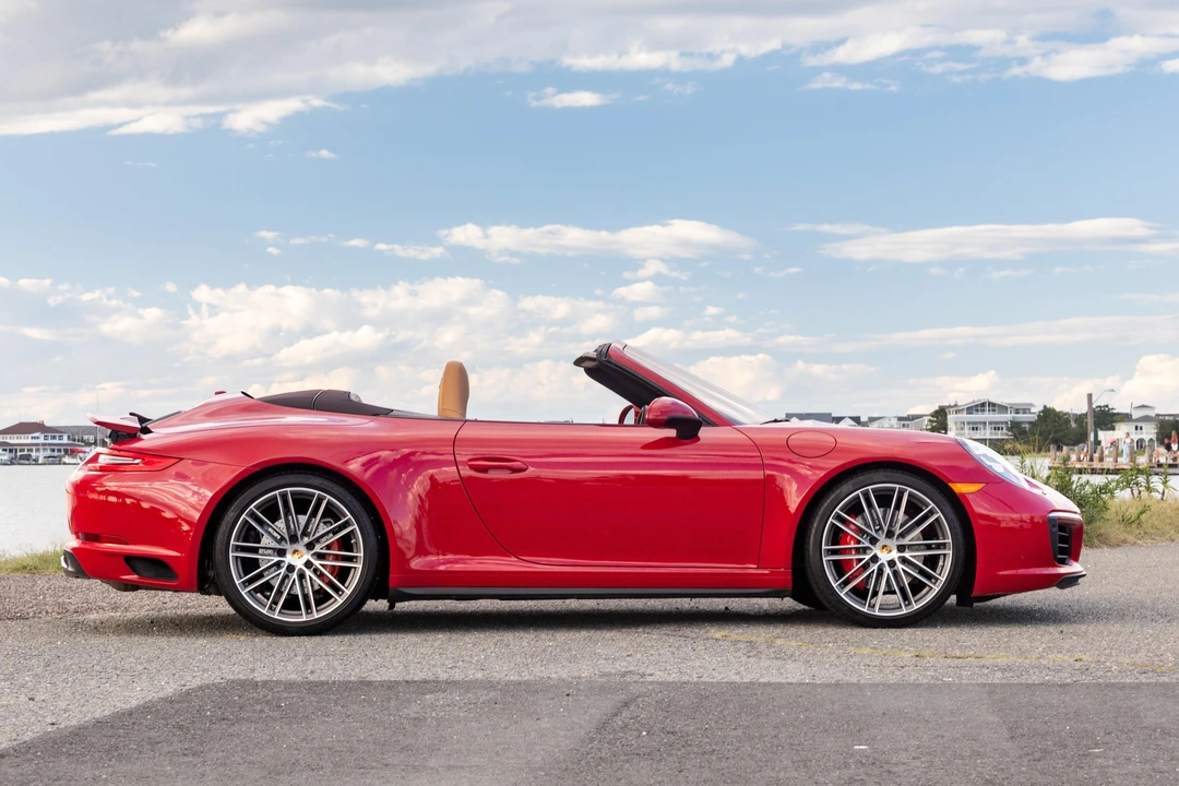 2017 Porsche 991 Carrera 4S - Image 12 of 31