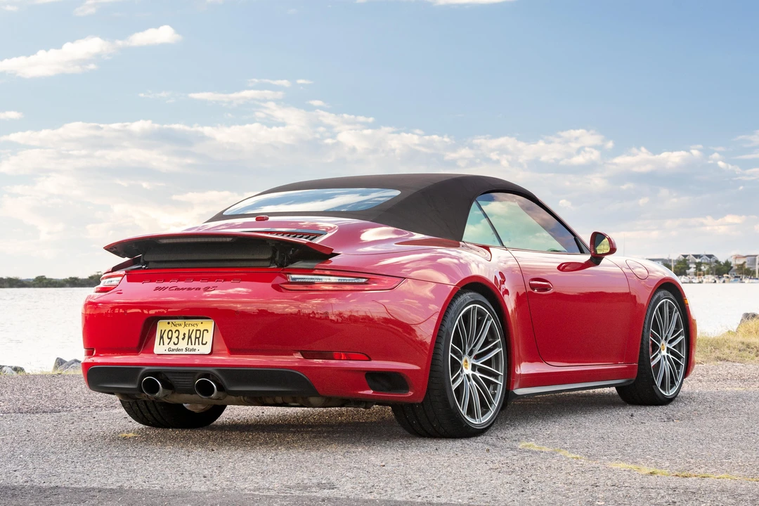 2017 Porsche 991 Carrera 4S - Image 17 of 31