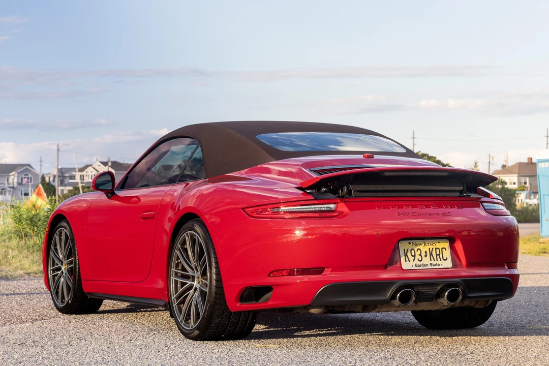 2017 Porsche 991 Carrera 4S - Image 15 of 31