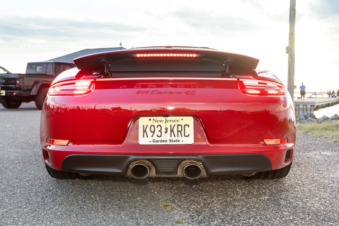 2017 Porsche 991 Carrera 4S - Image 11 of 31