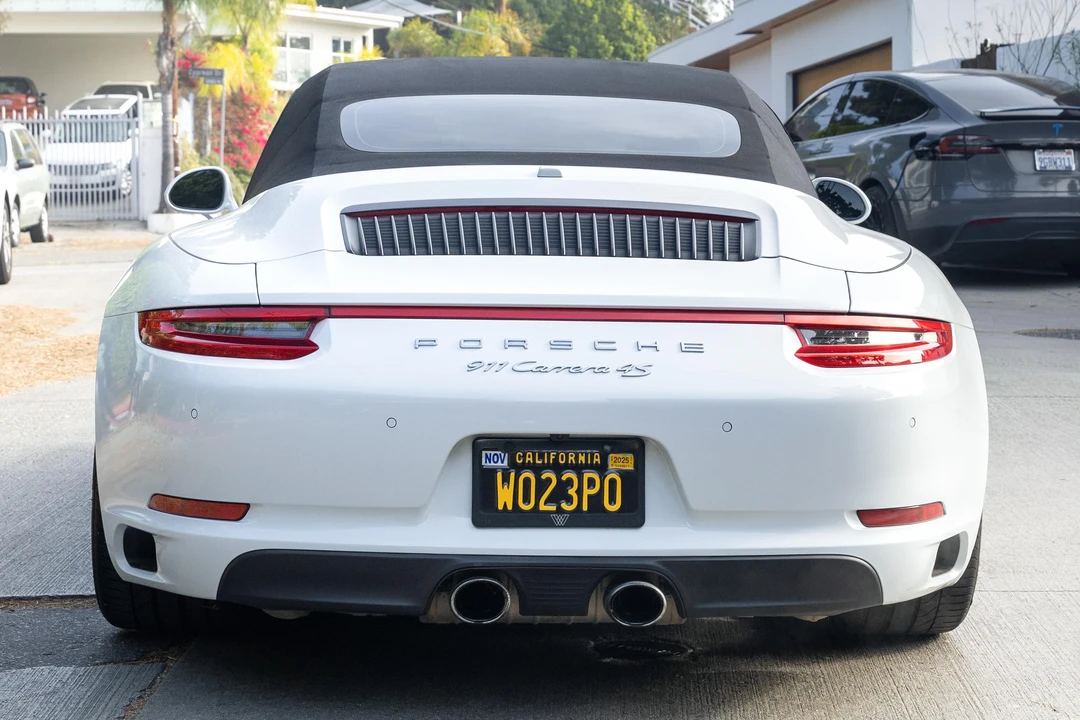 2017 Porsche 991 Carrera 4S - Image 14 of 31