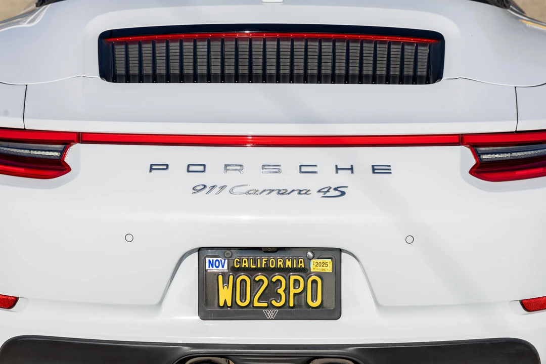 2017 Porsche 991 Carrera 4S - Image 20 of 31