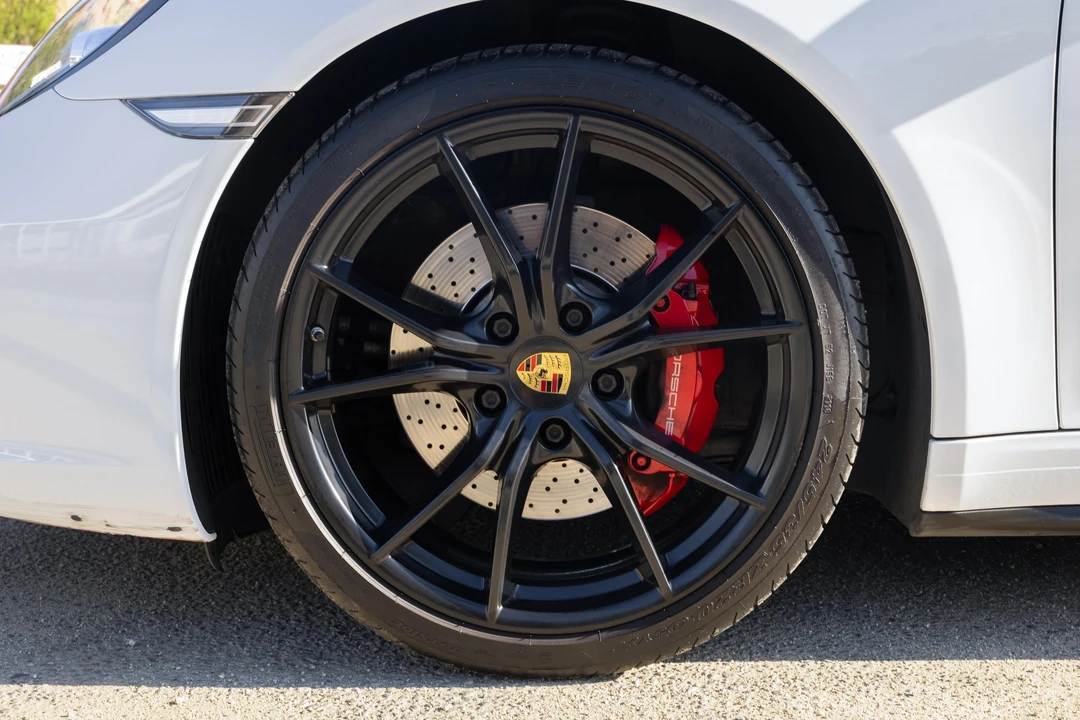2017 Porsche 991 Carrera 4S - Image 25 of 31