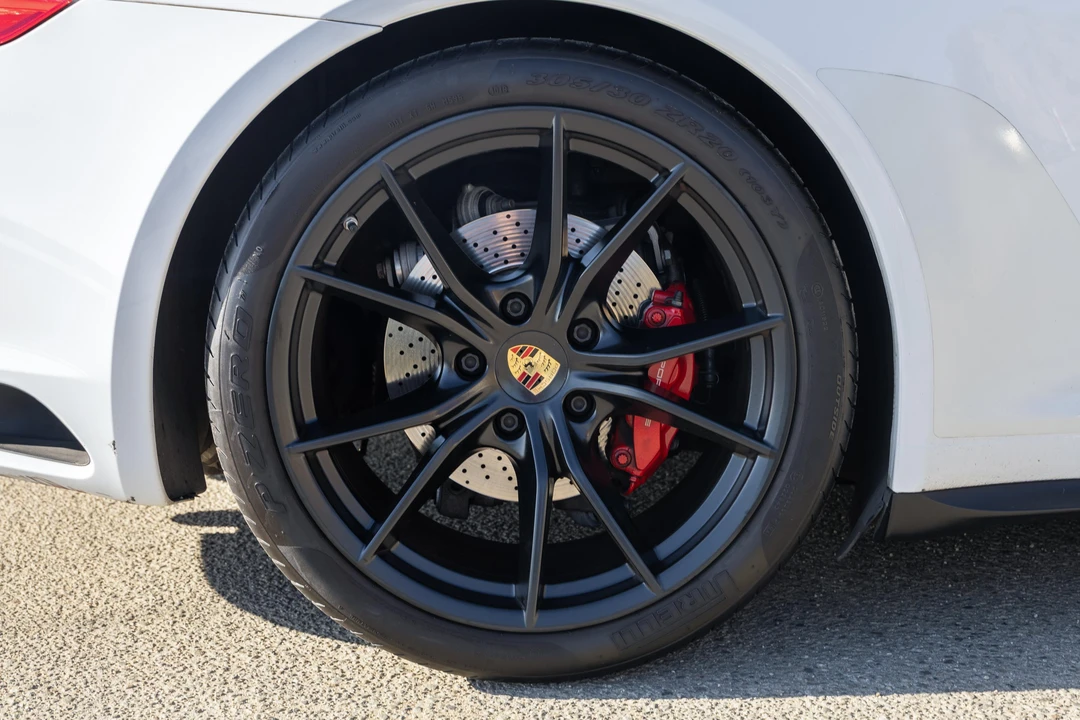 2017 Porsche 991 Carrera 4S - Image 27 of 31