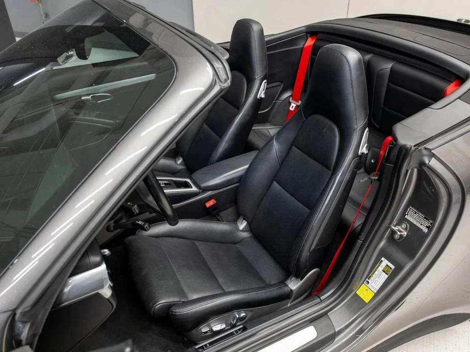2017 Porsche 991 Carrera 4S - Image 2 of 5