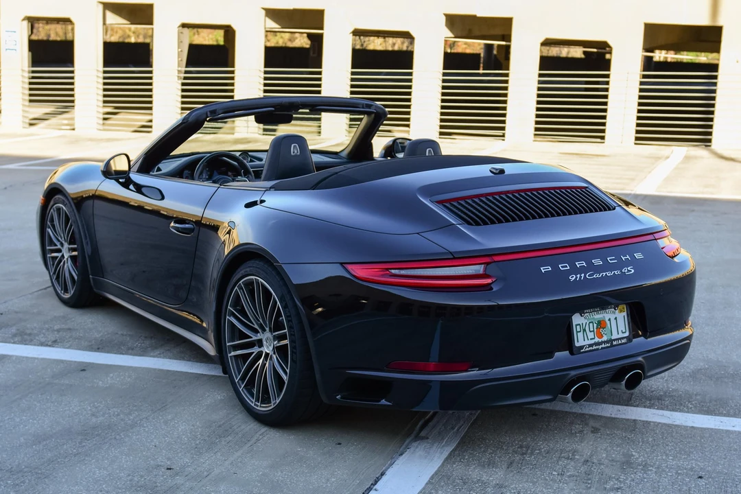2017 Porsche 991 Carrera 4S - Image 12 of 16