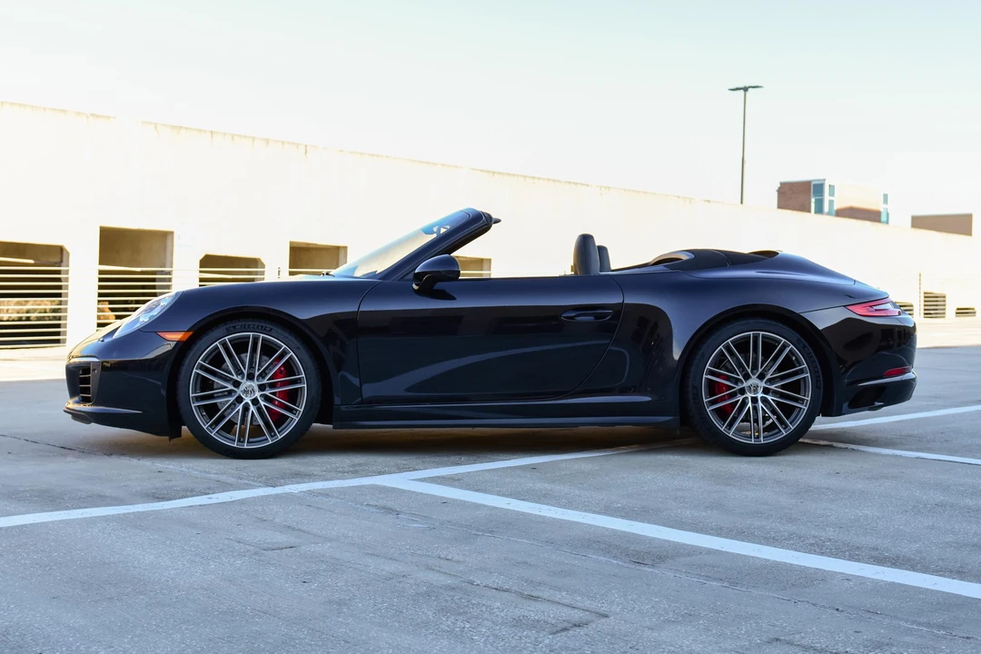 2017 Porsche 991 Carrera 4S - Image 8 of 16