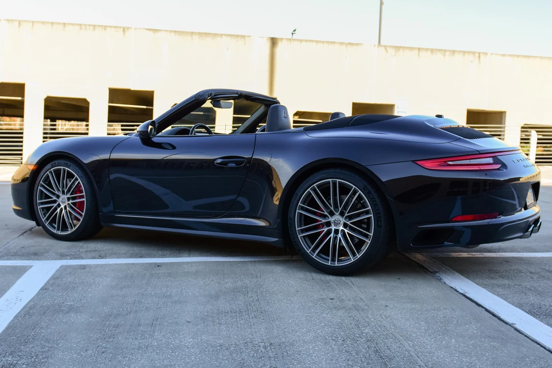 2017 Porsche 991 Carrera 4S - Image 11 of 16