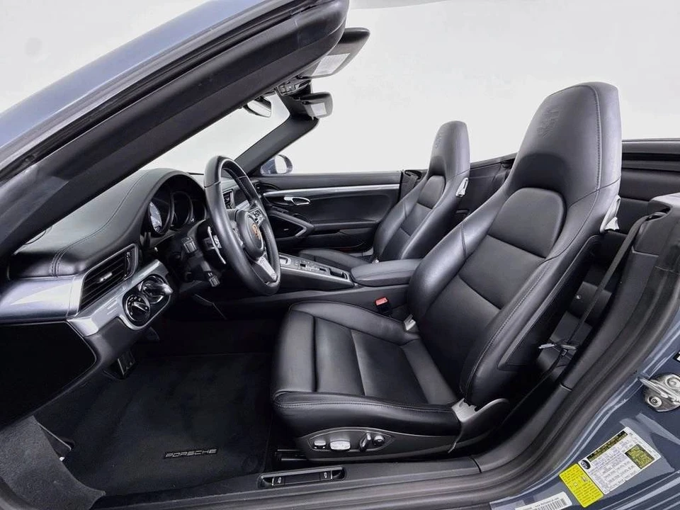2017 Porsche 991 Carrera 4S - Image 5 of 5