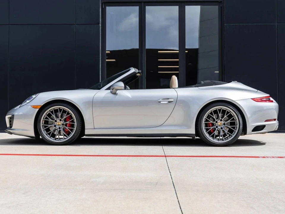 2017 Porsche 991 Carrera 4S - Image 2 of 5