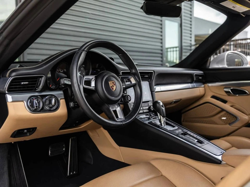 2017 Porsche 991 Carrera 4S - Image 4 of 5