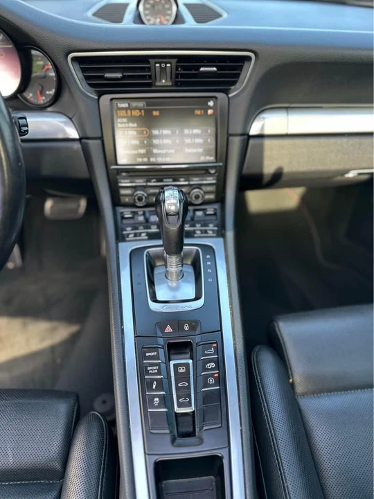 2017 Porsche 991 Carrera 4S - Image 9 of 12