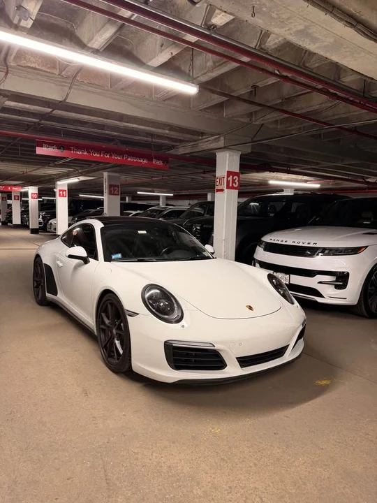 2017 Porsche 991 Carrera 4S - Image 2 of 6