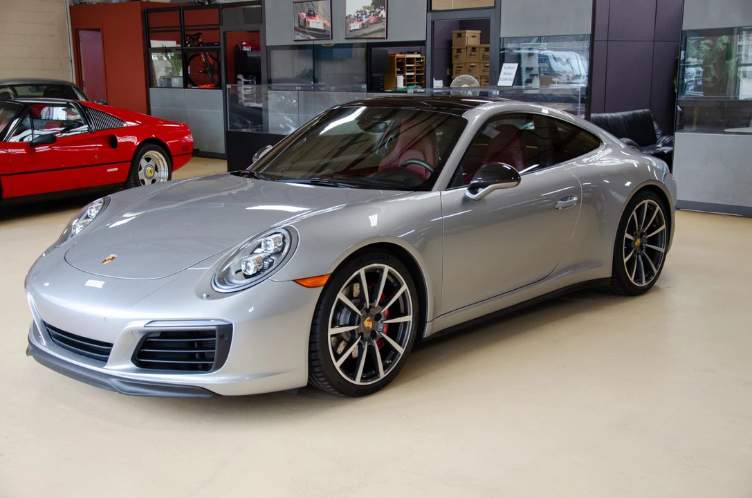 2017 Porsche 991 Carrera 4S - Image 2 of 31