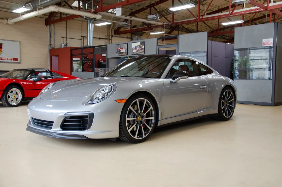 2017 Porsche 991 Carrera 4S - Image 5 of 31