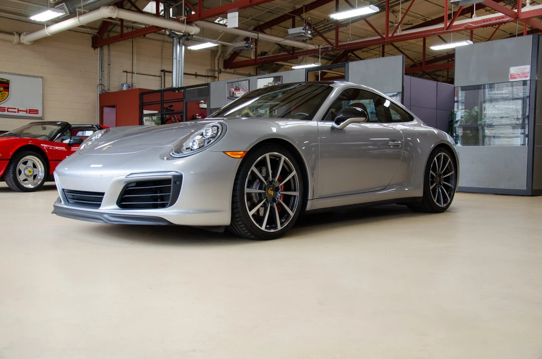 2017 Porsche 991 Carrera 4S - Image 4 of 31