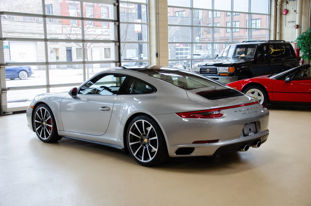 2017 Porsche 991 Carrera 4S - Image 27 of 31