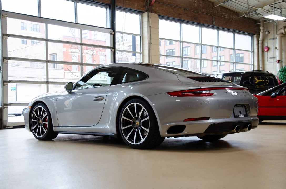 2017 Porsche 991 Carrera 4S - Image 25 of 31