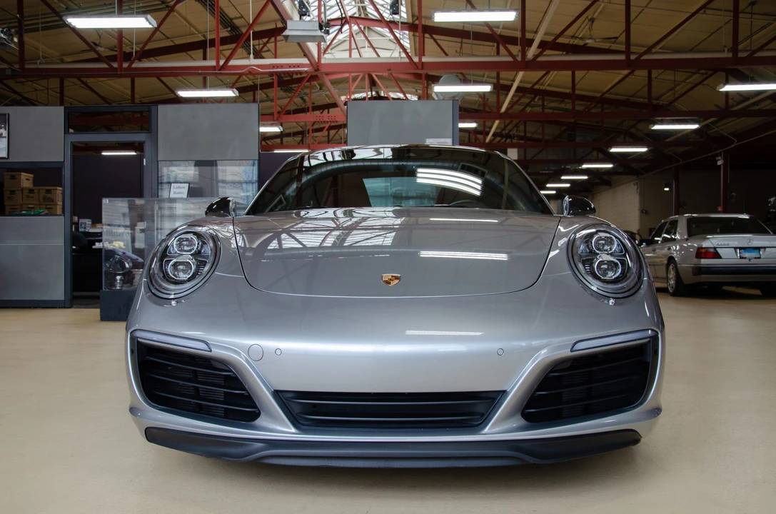 2017 Porsche 991 Carrera 4S - Image 7 of 31