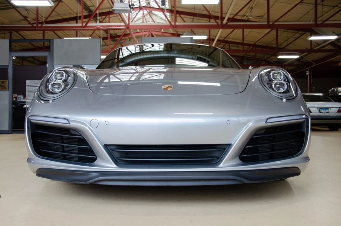 2017 Porsche 991 Carrera 4S - Image 8 of 31
