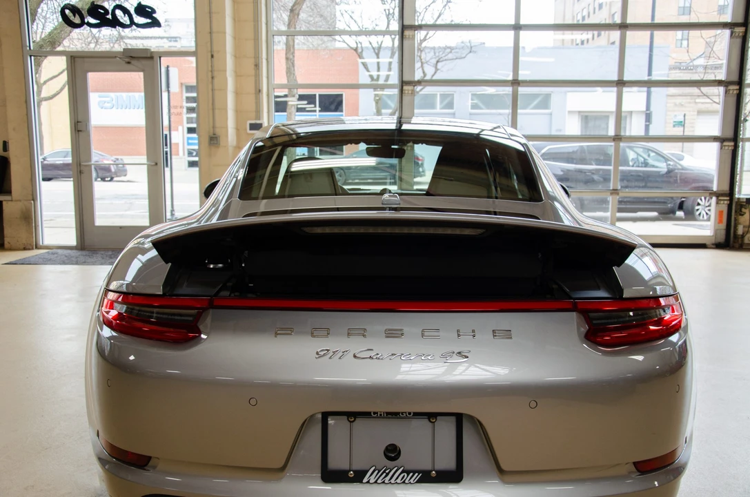 2017 Porsche 991 Carrera 4S - Image 21 of 31