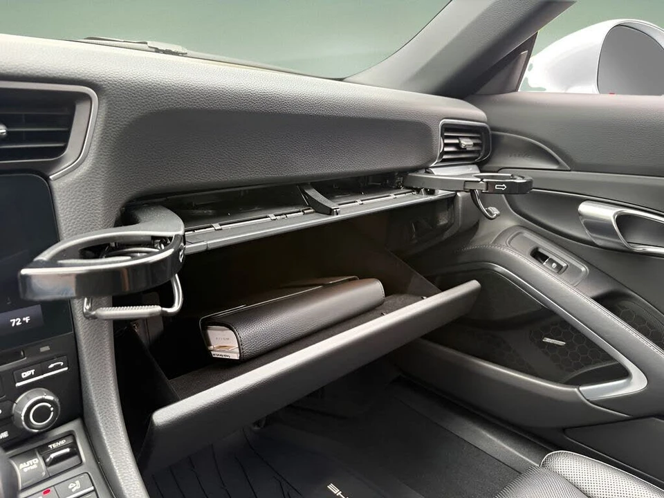 2017 Porsche 991 Carrera 4S - Image 25 of 31