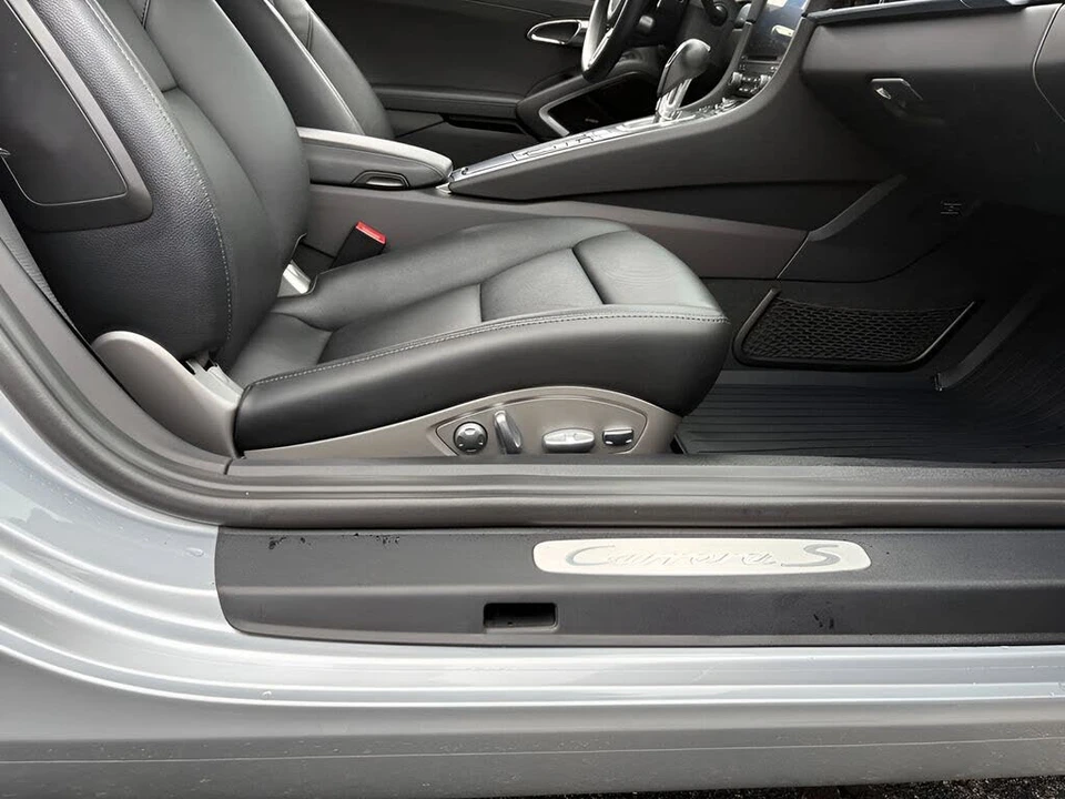 2017 Porsche 991 Carrera 4S - Image 28 of 31