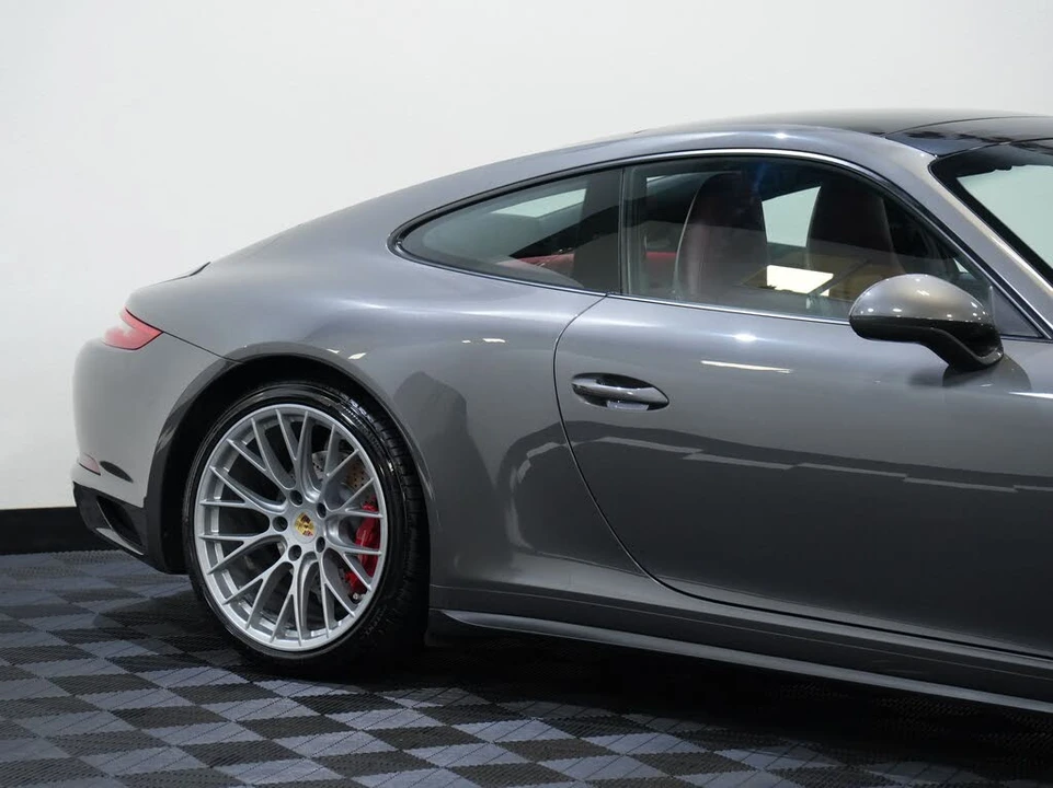 2017 Porsche 991 Carrera 4S - Image 14 of 31