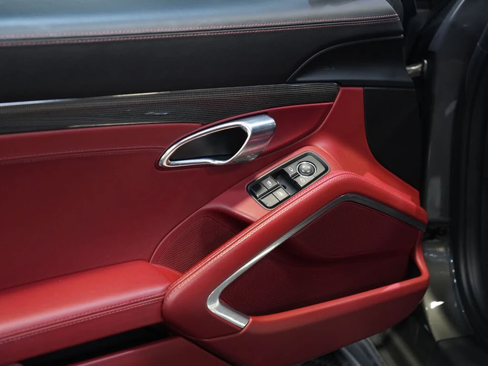 2017 Porsche 991 Carrera 4S - Image 23 of 31
