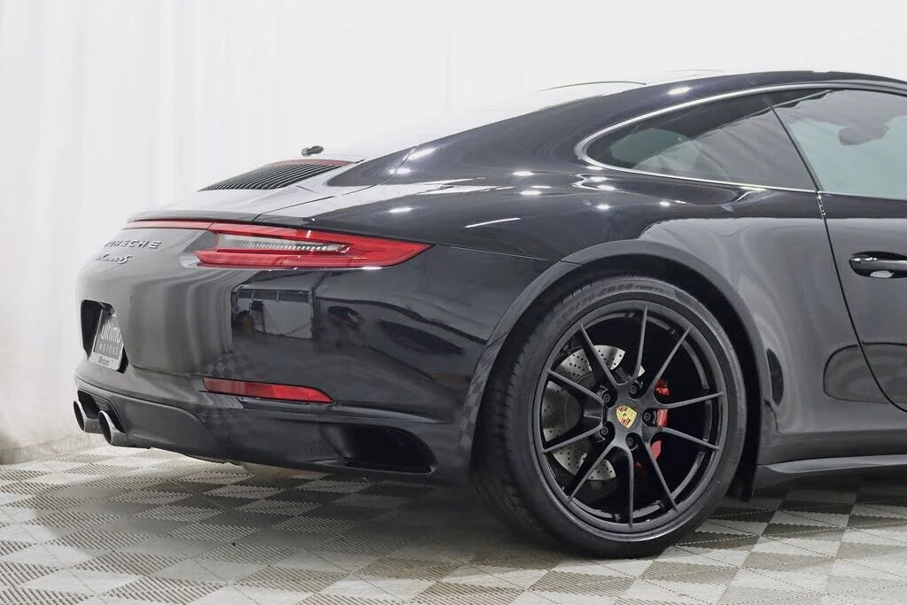 2017 Porsche 991 Carrera 4S - Image 9 of 31