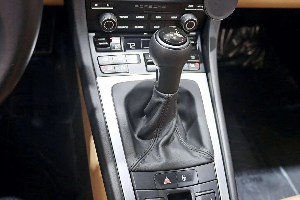 2017 Porsche 991 Carrera 4S - Image 25 of 31