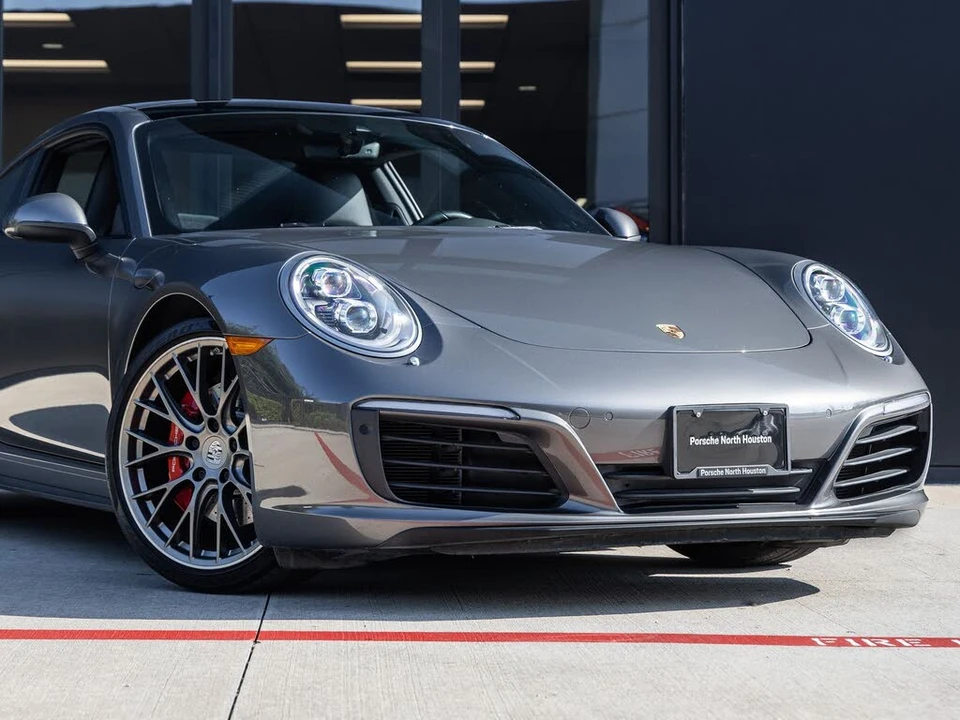 2017 Porsche 991 Carrera 4S - Image 9 of 31