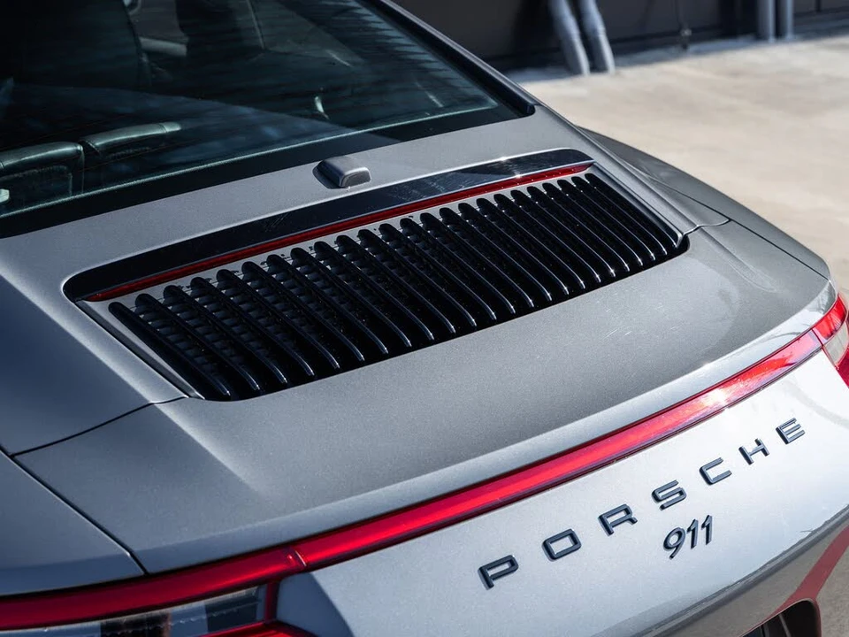 2017 Porsche 991 Carrera 4S - Image 14 of 31