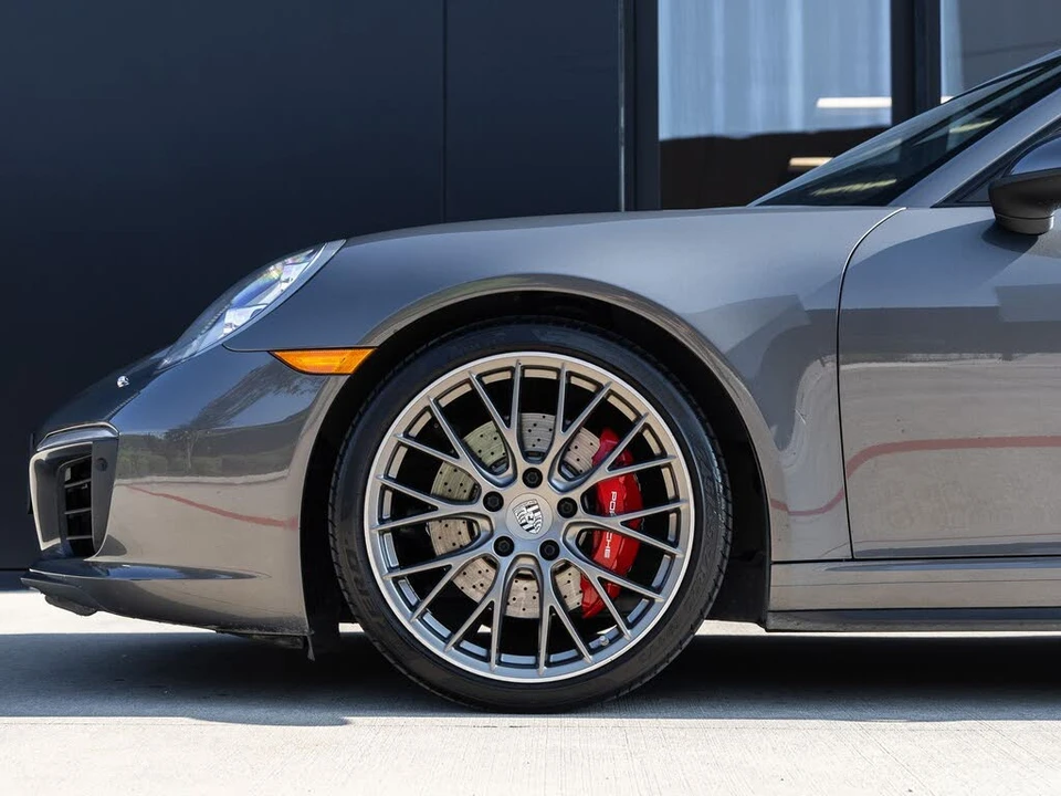 2017 Porsche 991 Carrera 4S - Image 13 of 31