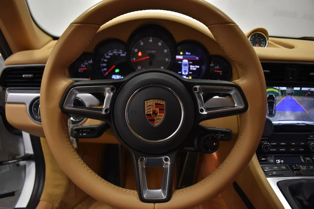 2017 Porsche 991 Carrera 4S - Image 12 of 26