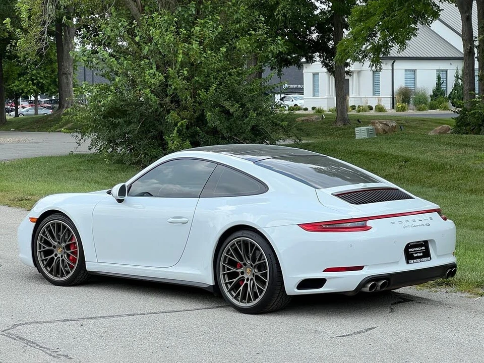 2017 Porsche 991 Carrera 4S - Image 3 of 31
