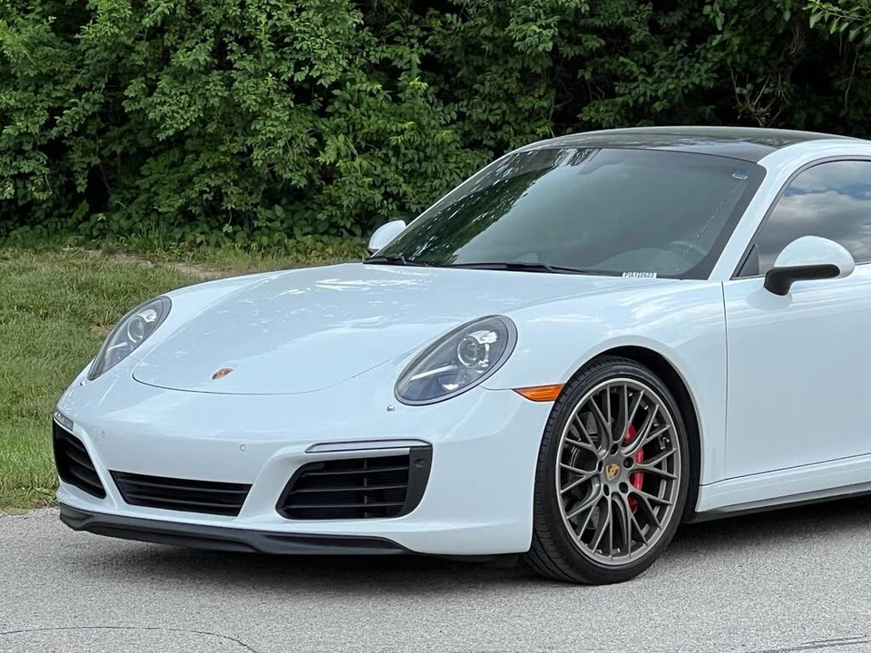 2017 Porsche 991 Carrera 4S - Image 12 of 31