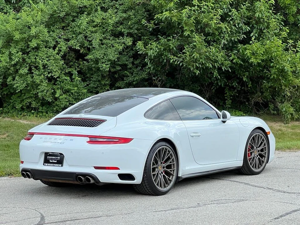 2017 Porsche 991 Carrera 4S - Image 6 of 31