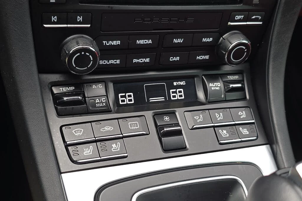 2017 Porsche 991 Carrera 4S - Image 20 of 29