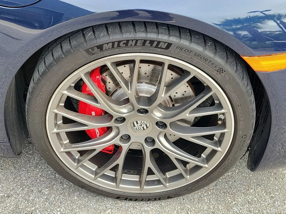 2017 Porsche 991 Carrera 4S - Image 13 of 31
