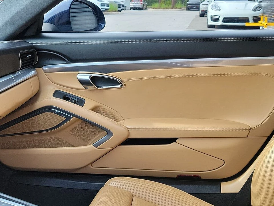 2017 Porsche 991 Carrera 4S - Image 23 of 31