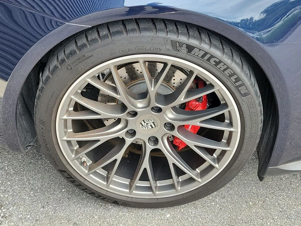 2017 Porsche 991 Carrera 4S - Image 14 of 31
