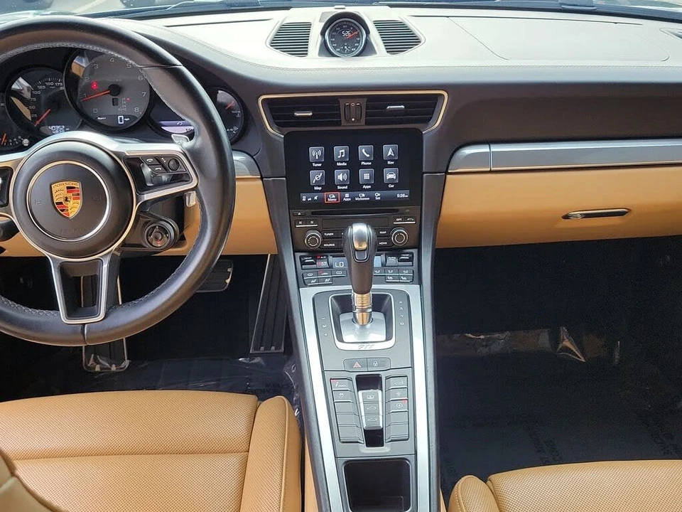 2017 Porsche 991 Carrera 4S - Image 22 of 31